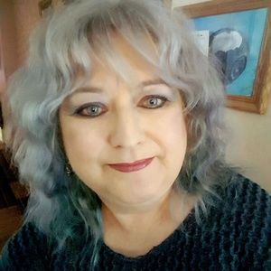 Meet your Posher, Robin